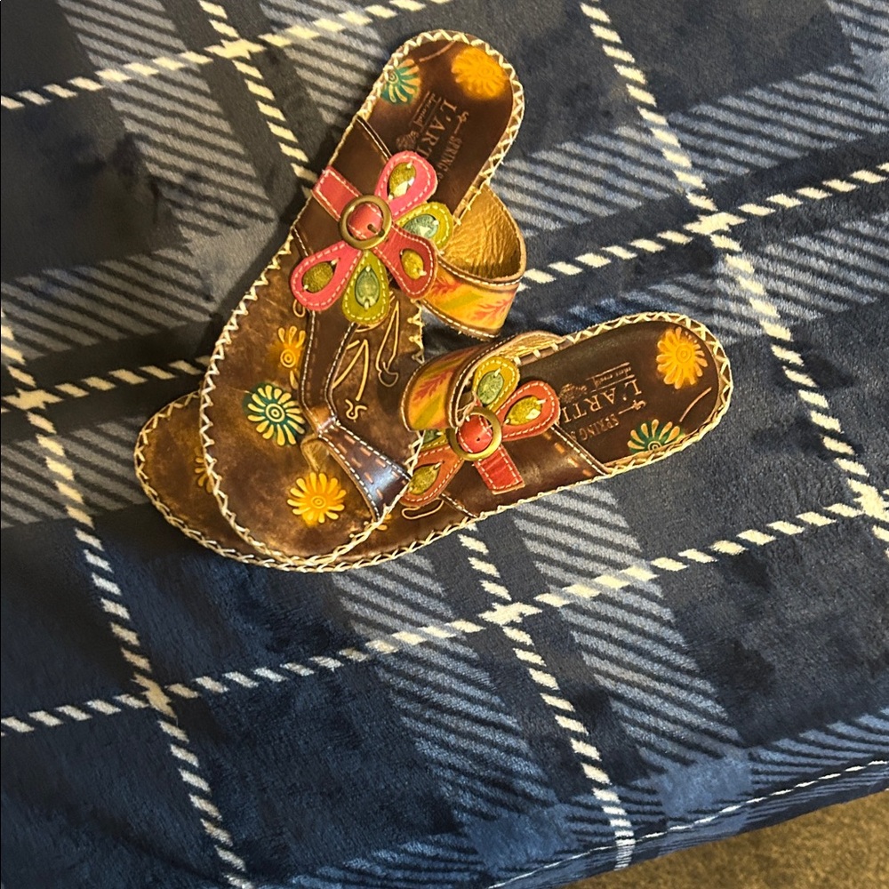 Brown Floral Embroidered Leather Sandal - L'ATISTE